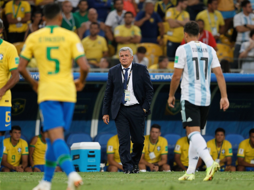 B费就率先 B费就率先